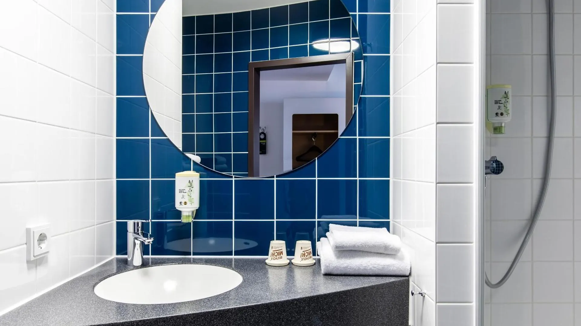 B&B Hotel Hamburg City-Ost 3*,  Alemania